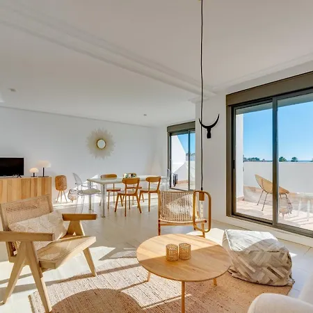 Casa Dior Tatil Evi